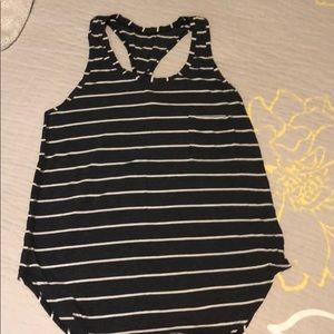 Lulu tank like new grey and white